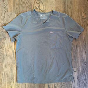 FIGS Men's Technical Collection‎ Scrub Top Graphite Grey Three Pocket Size XL